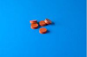 Picture of 11mm Diameter ThermoRed High Temp Ultra Low Bleed GC Septa, 3mm Thick, Long Life - 450 Injections, Max Temp 400°C